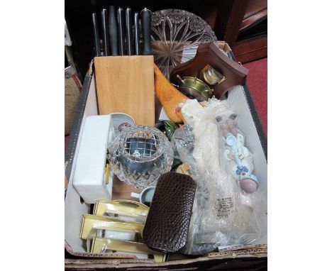 Weathermaster Barometer/Thermometer, Lladro clown, Prestige kitchen knife set, table lamps, Samsung L313 camera, diecast mode