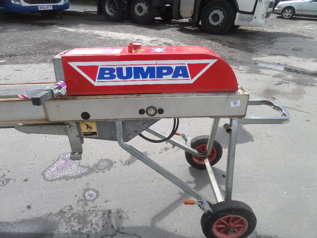 MACE BUMPA {026241} BUMPA HOIST 8M PETROL Unable to test missing engine but looks OK no serious