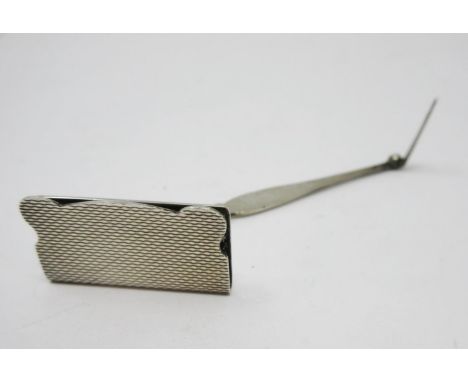 A George VI silver unusual Napkin Holder with double hinged mechanism and engine turning, London 1946, maker: Asprey &amp; Co