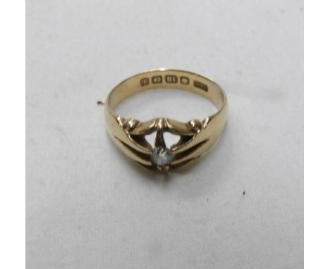 An 18ct gold ring set diamond, size O.