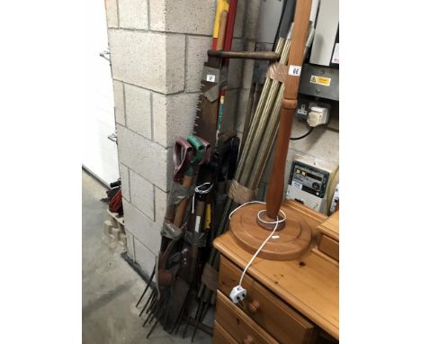 A large quantity of garden tools