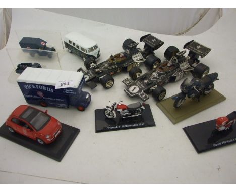 TRAY OF ASSORTED MODEL VEHICLES TO INCLUDE CORGI