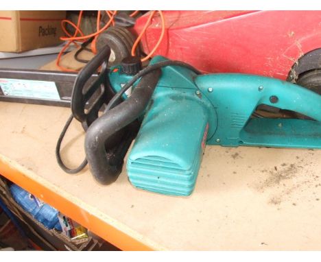 Bosch Electric Chainsaw ( house clearance )
