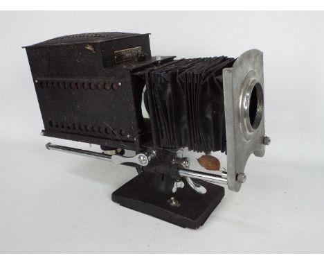 An Ensign Optiscope No9 lantern slide projector.