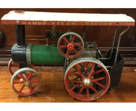 MAMOD: An old steam engine of typical form. Est. £20 - £30.