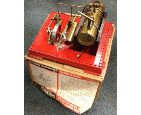 MAMOD: A boxed steam engine. Est. £20 - £30.