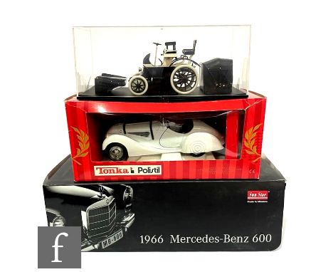 A group of three large scale diecast models, comprising Sun Star 2301 1:18 scale 1966 Mercedes-Benz 600, Polistil 1:16 scale 