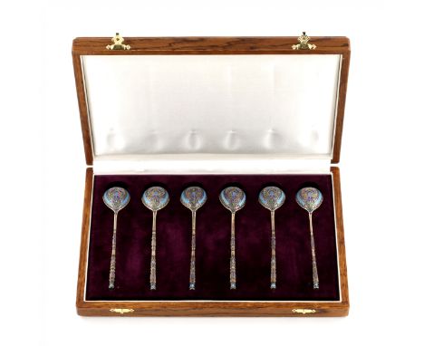  A set of 6 Grachev`s teaspoons in its own case. St. Petersburg, last quarter of the 19th century. Cloisonne enamel on sterli