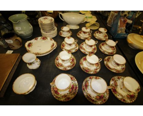 Royal Albert Old Country Roses 12 setting tea service