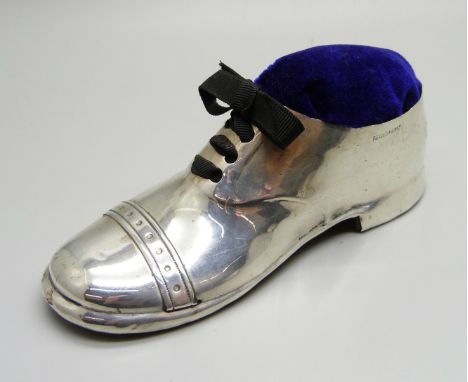 An antique novelty silver shoe pin cushion, Chester 1908, 12.5cm 