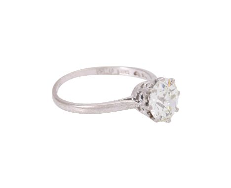 Solitärring mit schönem Altschliffdiamant von ca. 1,7 ct, ca. GET (M)/VVS, Rondiste bestoßen, WG 18K, 2,8 g, RW: 54 (sichtbar