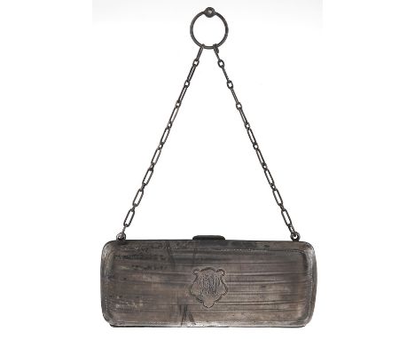 A George V silver purse, with chain handle and finger ring, the sides engine turned, 13cm l, by J Gloster Limited, Birmingham