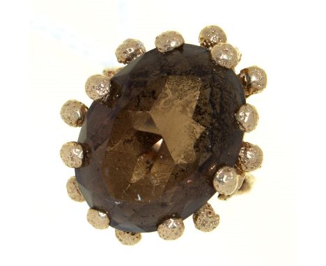 A citrine ring, in 9ct gold, 8.3g, size K½  Good condition