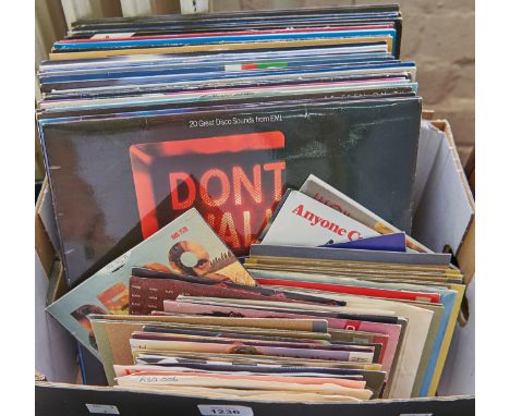 Miscellaneous vintage vinyl LP records and singles  