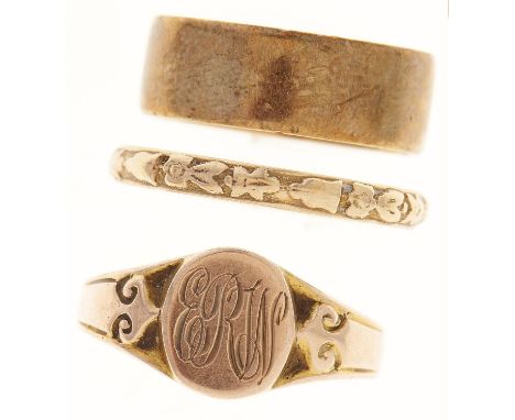 Two 9ct gold wedding rings and a signet ring, various dates, 7.8g, various sizes  Wear consistent with age