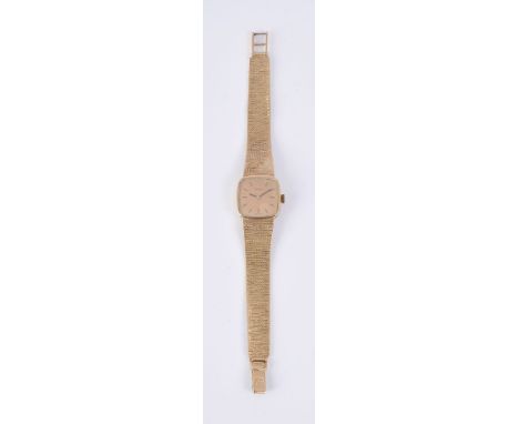 Omega, Lady's 9 carat gold bracelet watch, no. 7115577, circa 1977   Movement: Cal. 625, manual wind, 17 jewels   Case: 9 car