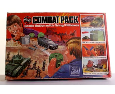 Scarce Airfix Combat Pack 1/32nd scale models, Armoured Vehicles, card battleground, firing pillboxes, 58 Action Pose soldier