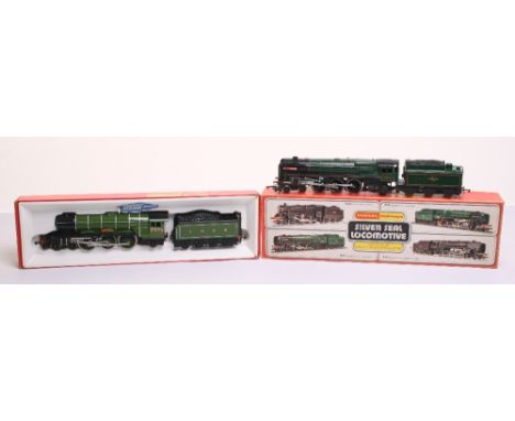 Two Triang Hornby OO Gauge Locomotives, R.552 B.R. 4-6-2 Locomotive “Oliver Cromwell” and Tender R.855 L.N.E.R 4-6-2 Locomoti