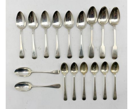 Set of six George III silver tea spoons London 1812 Maker Samuel Hennell, set of six engraved silver tea spoons Sheffield 193