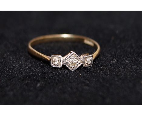 18ct Gold dress ring Size R