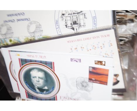 Good collection of mixed world stamps to include many first day covers 