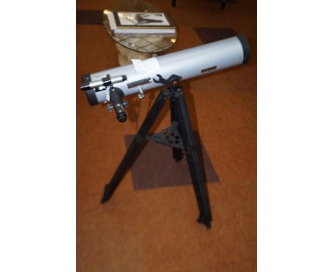 Bresser sky watch telescope on tripod 