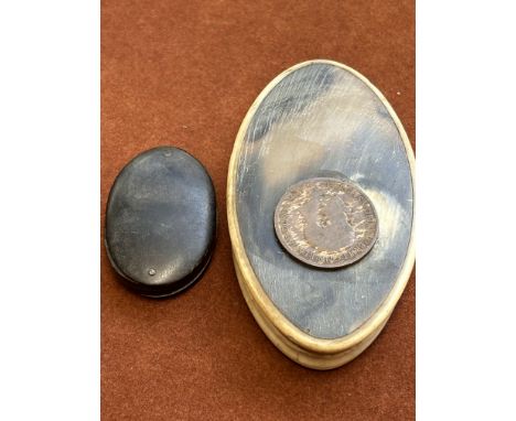 Bone snuff box & magnifying class 