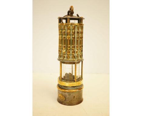 Early minors lamp 