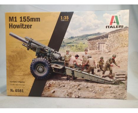 1/35 scale Italeri, M1 Howitzer, 1.55 mm, with figures, as new, sealed. UK P&amp;P Group 1 (£16+VAT for the first lot and £2+