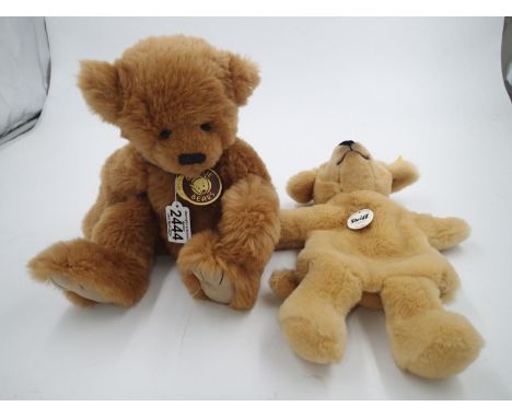 Two teddy bears, a Steiff Lumpi, 250804 and a Charlie Bears Riley, CB110607, both with tags. UK P&amp;P Group 2 (£20+VAT for 