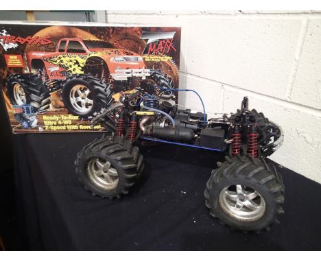 T Maxx Nitro Monster truck, no body shell, appears in good condition, requires transmitter, approximate 50 cm. UK P&amp;P Gro