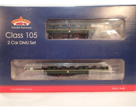 Bachmann 31-326A, class 105, two car D.M.U, BR green with half yellow ends, destination Rochdale/Manchester, excellent condit