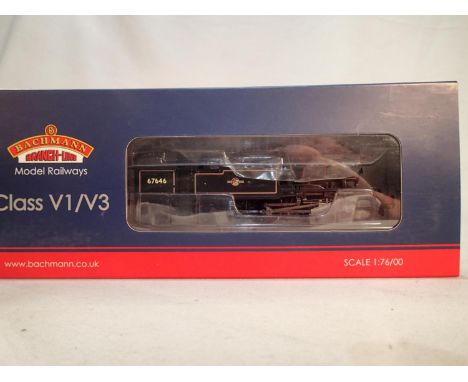 Bachmann 31-614, class V3 tank, 67646, black, late crest, near mint condition, storage wear to box. UK P&amp;P Group 1 (£16+V
