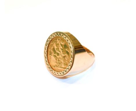 An Edward VII full sovereign dated 1906 loose mounted as a ring, finger size T1/2.  Gross weight 15.1 grams. Shank hallmarked