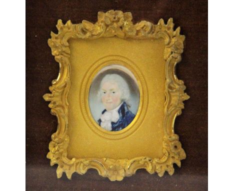 English school (18th century),A portrait miniature depicting a bust of a gentleman,Gouache and watercolour on ivory,Gilt moun