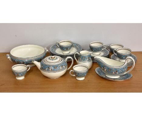 A Wedgwood Florentine pattern part dinner service, comprising a teapot, sauce boat and stand, cream jug, vegetable dish (no c