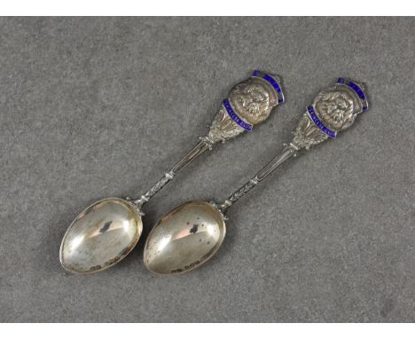 British Pekingese Club - Pair of silver and enamel teaspoons, Deakin &amp; Francis Ltd, Birmingham, 1945, the finials decorat