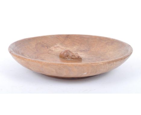 Robert ' Mouseman ' Thompson of Kilburn - A solid English oak hand carved fruit centrepiece bowl. Measures approx. 5.5cm high