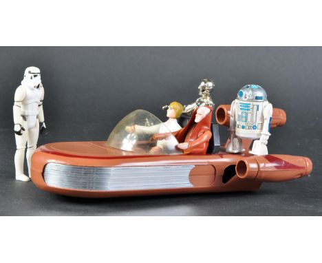 Star Wars - a collection of original vintage Kenner / Palitoy made Star Wars action figures and Landspeeder playset. Comprisi
