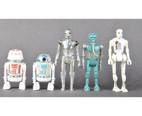 Star Wars - a collection of original vintage Kenner / Palitoy made Star Wars action figures - all Droids - to include; R2D2 W