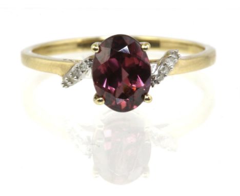 Single stone zircon ring with diamond shoulders claw set in stamped 9ct, ring size PCondition Report:  2.12 grams