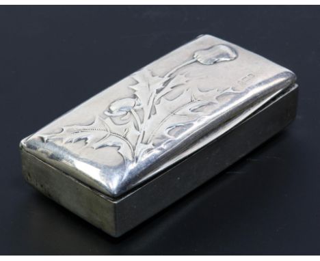Thistle topped silver snuff box by M and Co import London 1903