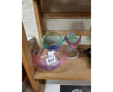 PAIR OF CAITHNESS STUDIO GLASS DISHES AND 1 OTHER 