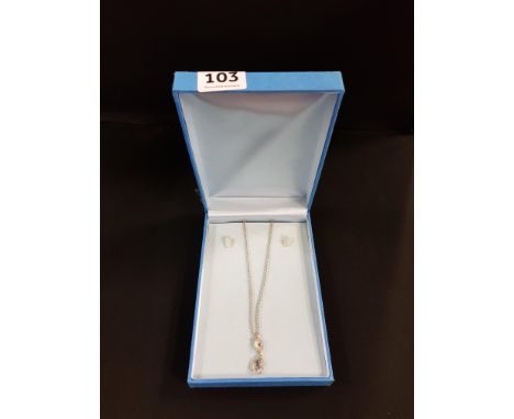 SILVER CRYSTAL PENDANT AND CHAIN