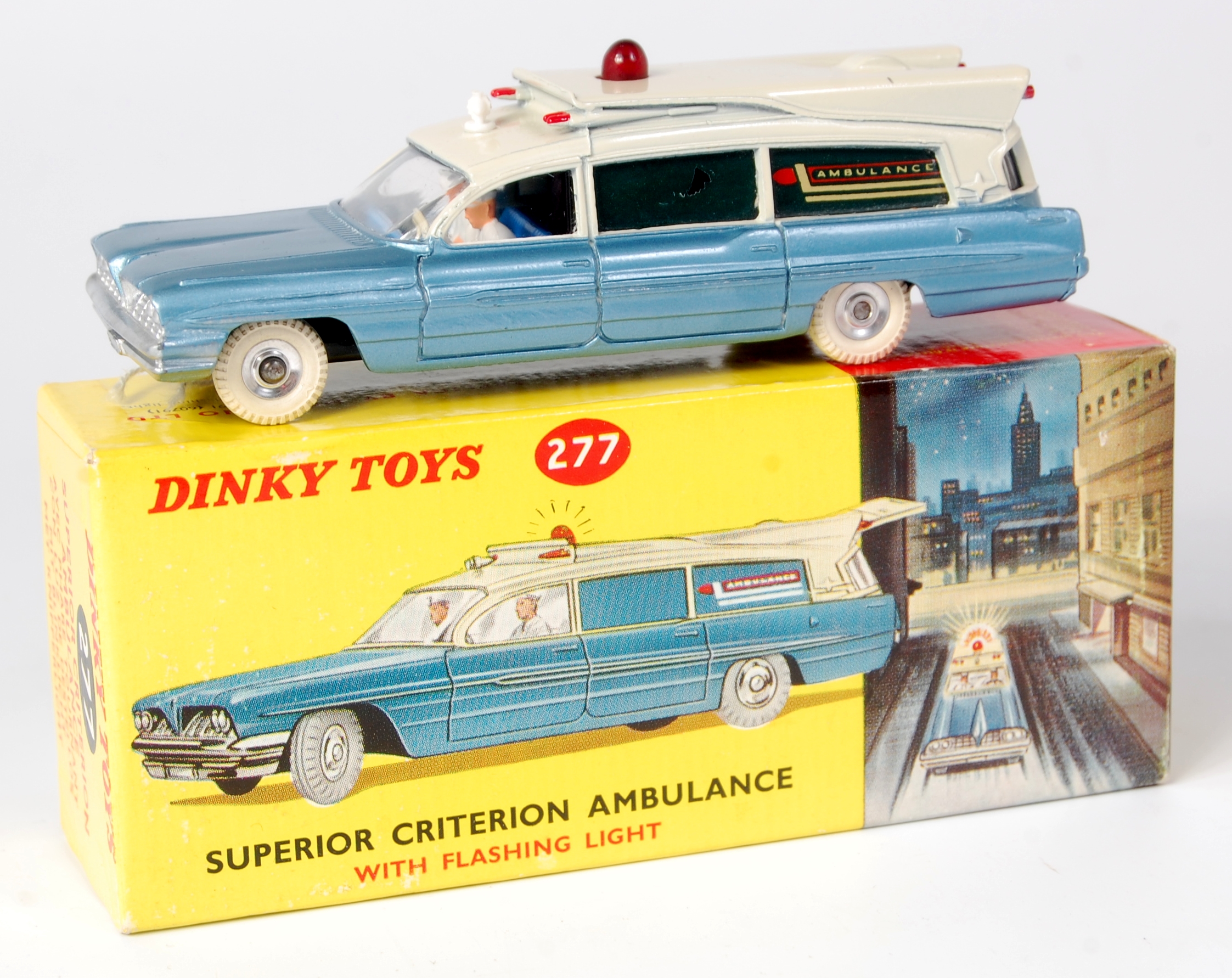 Dinky, 277 Superior Criterion ambulance with flashing light, metallic