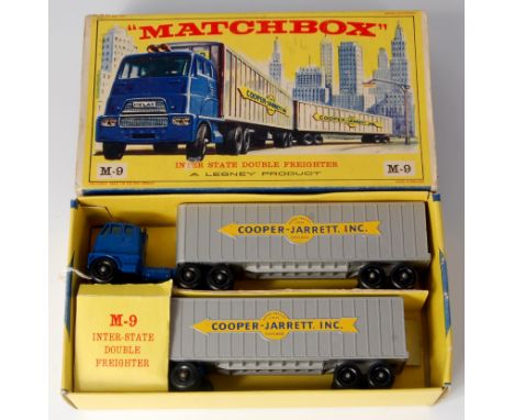 Matchbox, Major Pack M-9 Inter-State double freighter Cooper-Jarrett Inc, in blue on yellow arrow blue cab and bogie silver t