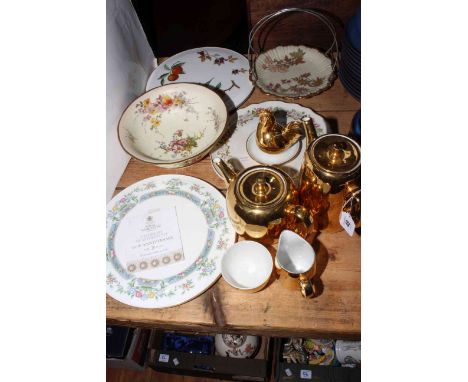 Royal Worcester tableware including cakestand, gilt tea service and Blush Ivory Bennett bowl (10).