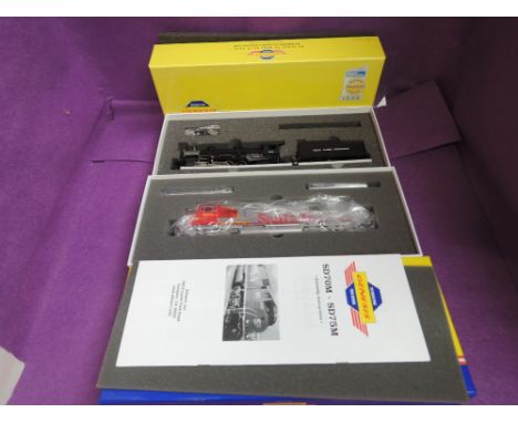 Two Genesis HO scale, 2-8-2 New York Central loco &amp; tender, boxed G9005 and a Santa Fe diesel locomotive 226, boxedG6137