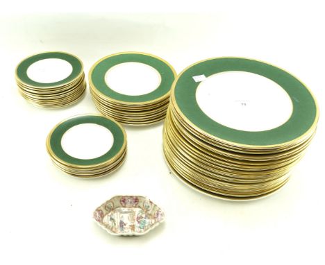 A quantity of Coalport plates in the 'Athlone-Green' pattern. Including dinner plates, side plates, saucers and dessert plate