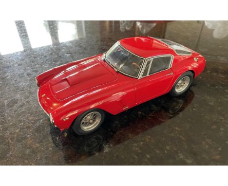 Model M-077 produced in small numbers by the renowned German model makers. Still in its original box and as new.Click here fo